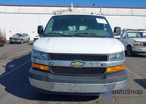 2020 Chevrolet Express Cargo Rwd 2500 Regular Wheelbase Wt из США, поврежденный, VIN 1GCWGAFP3L1256843